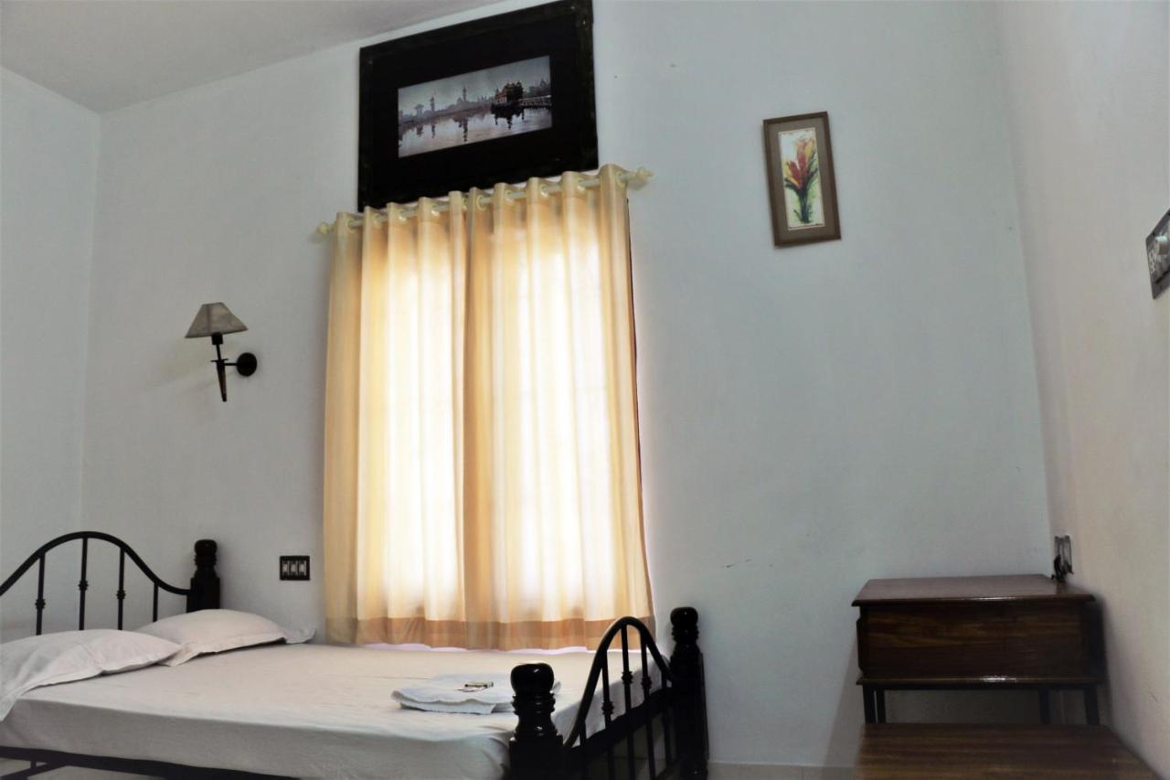 East Coast Hotel Thiruvananthapuram Exterior photo