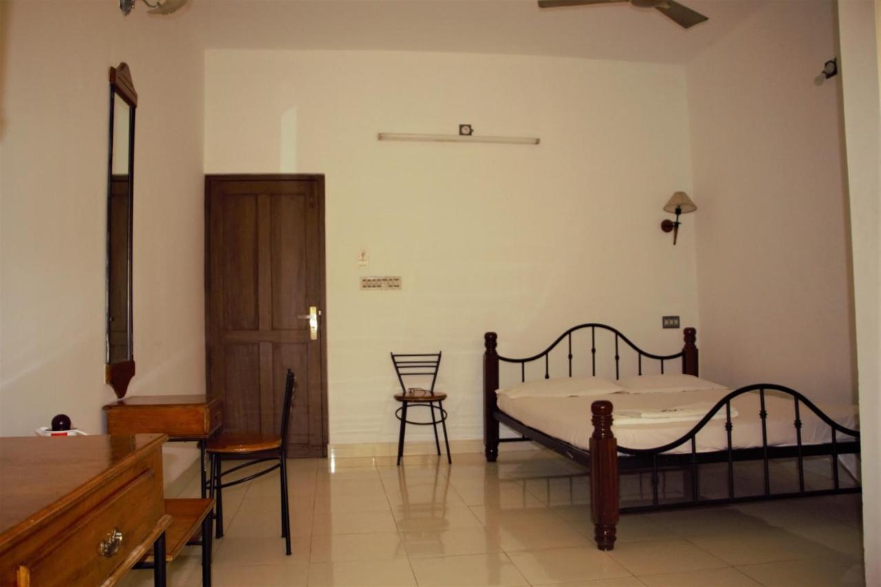 East Coast Hotel Thiruvananthapuram Exterior photo