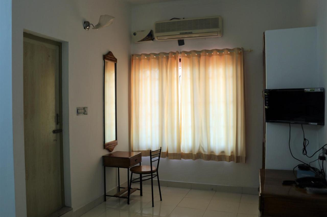 East Coast Hotel Thiruvananthapuram Exterior photo