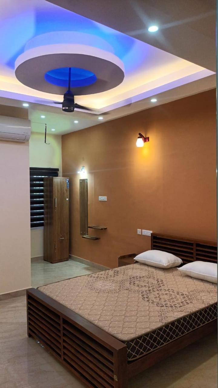 East Coast Hotel Thiruvananthapuram Exterior photo